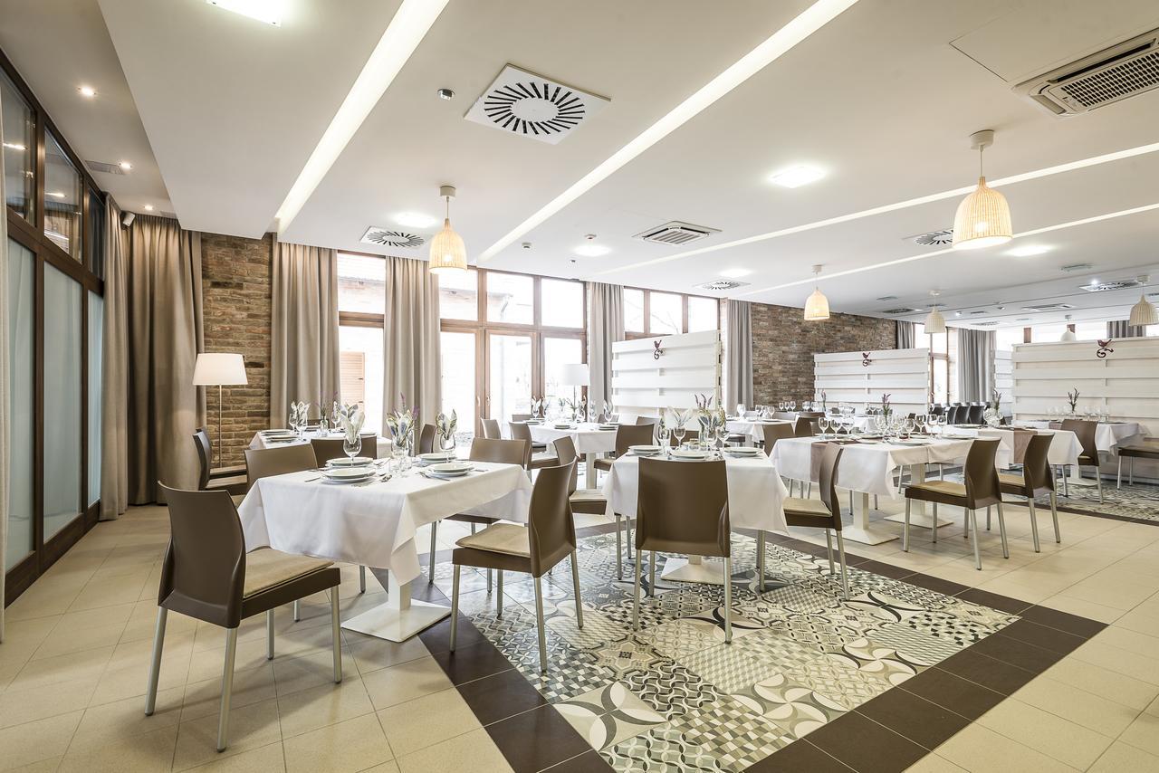 Levendula Hotel Algyo Екстериор снимка