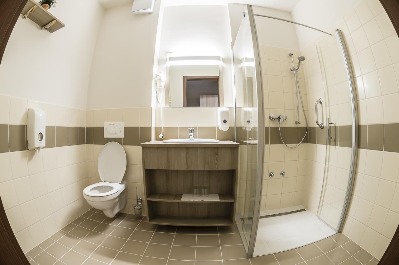 Levendula Hotel Algyo Стая снимка
