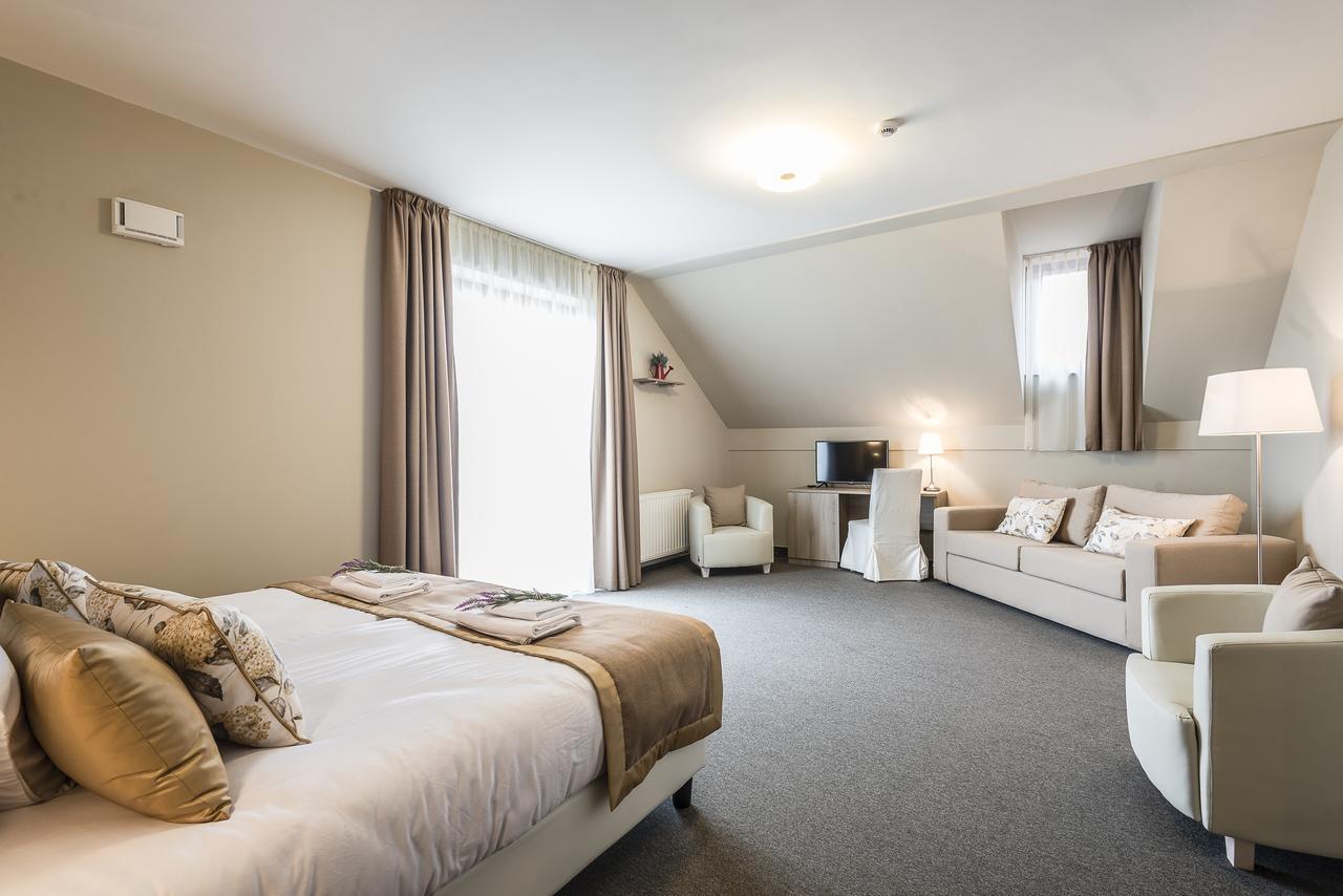 Levendula Hotel Algyo Стая снимка
